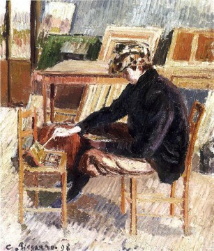 Camille Pissarro Painting - estudio de pablo 1898 Camille Pissarro
